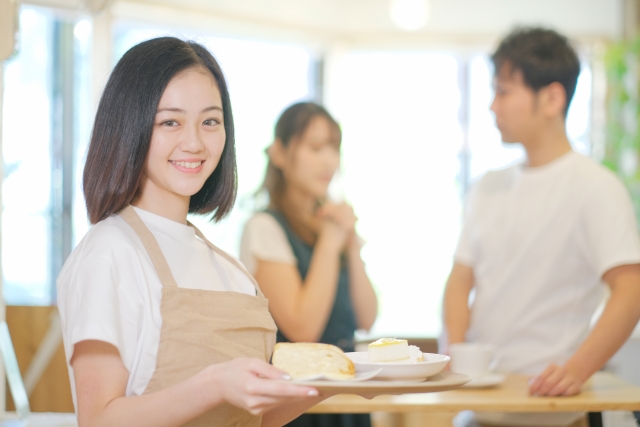 アルバイトの女性